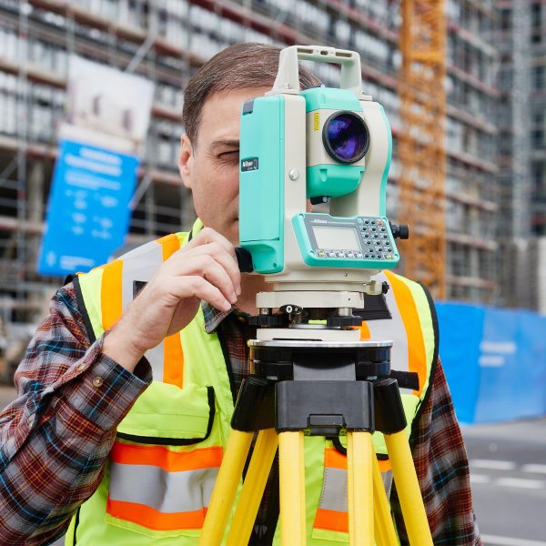 Nikon HQA46570 NPL-322+ 2" Mechanical Total Station - Image 3